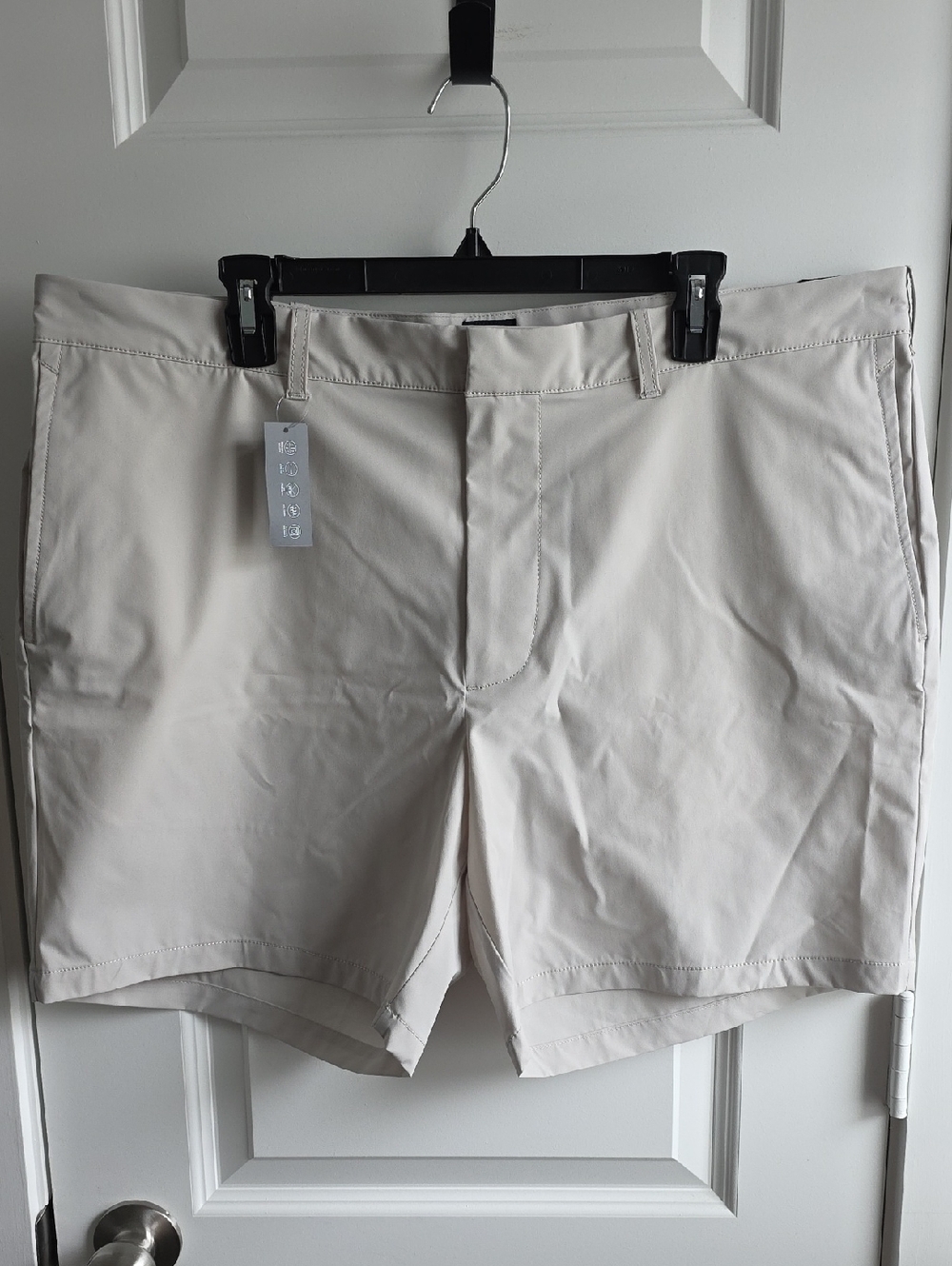 J. Crew 7" Tech Chino Shorts - Light Beige 40 X 7 G059